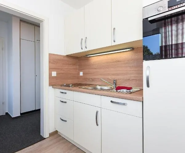 Am Tief Semesterbostad *