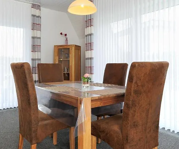 Semesterbostad Am Tief